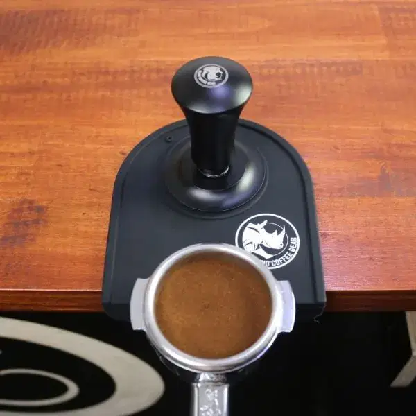 Rhino Self-Levelling Tamp 58mm - Black - Image 3
