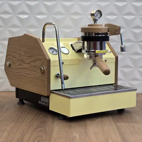 La Marzocco GS3 MP Custom Oak
